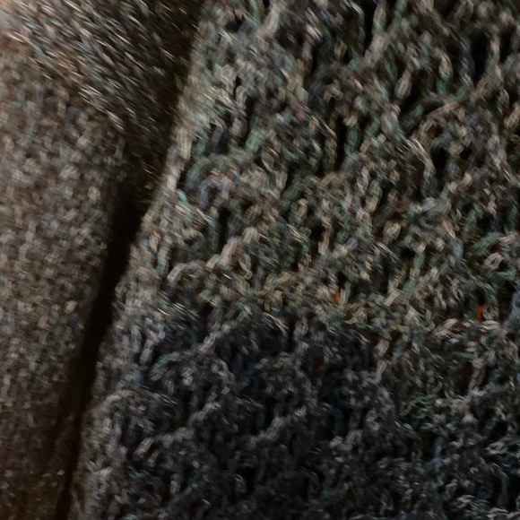 Tribal teal sweater Size L - Picture 2 of 5